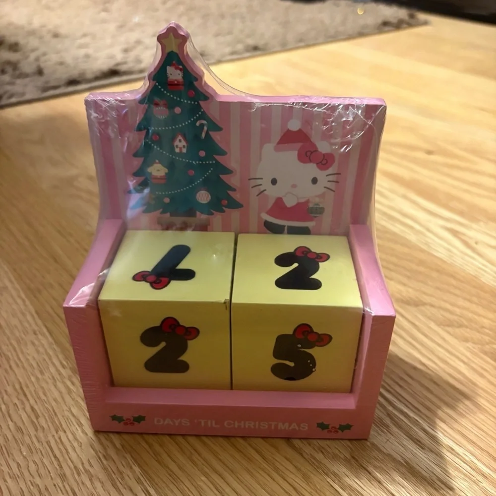 Hello Kitty Holiday Countdown Blocks NEW Christmas Pink Tree Yellow